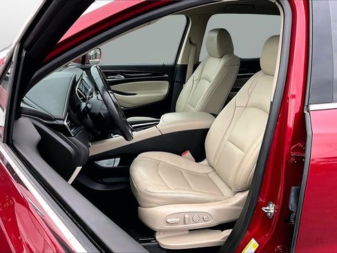 Used 2020 Buick Enclave Premium w/ Sun and Sites Package image 15