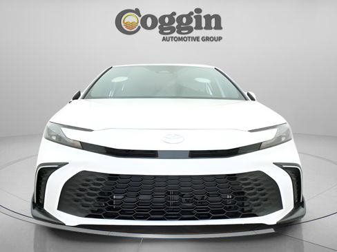 New 2026 Toyota Camry SE FWD image 29