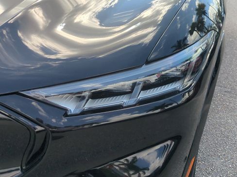 Used 2023 Ford Mustang Mach-E Premium image 10