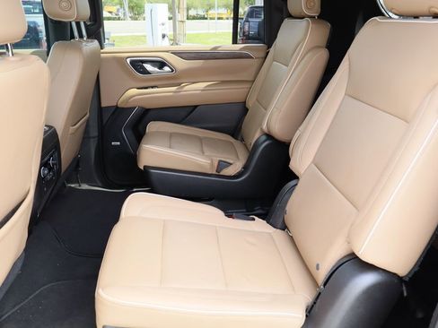 Certified 2021 Chevrolet Suburban Premier w/ Max Trailering Package image 25