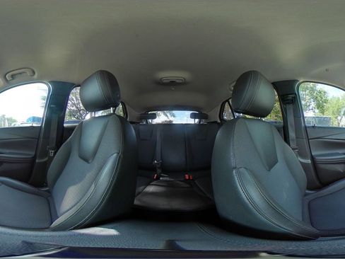 Used 2025 Buick Encore GX Preferred FWD image 41