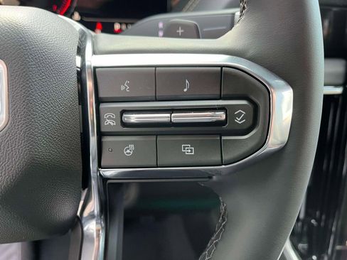 New 2026 GMC Yukon XL Elevation image 28