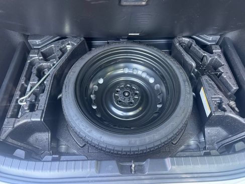 Used 2019 Toyota Corolla XSE FWD image 25