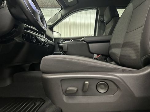 Certified 2024 Chevrolet Silverado 1500 LT AWD/4WD image 16