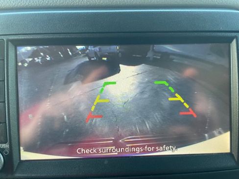 Used 2019 Nissan NV 2500 SV image 13