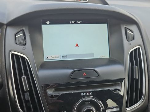 Used 2017 Ford Focus RS image 16