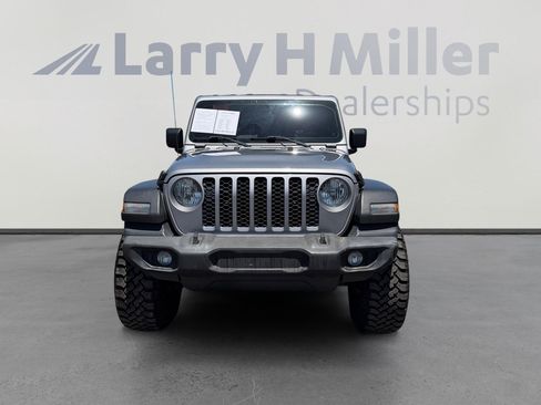 Used 2020 Jeep Gladiator Sport w/ Quick Order Package 24S AWD/4WD image 8