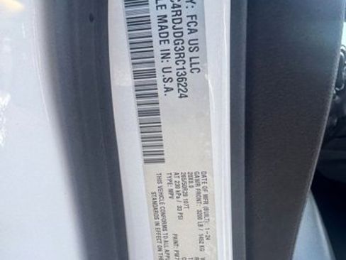 Certified 2024 Dodge Durango GT image 29