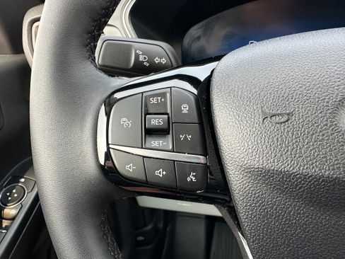 Used 2023 Ford Escape Active w/ Tech Pack #2 image 25