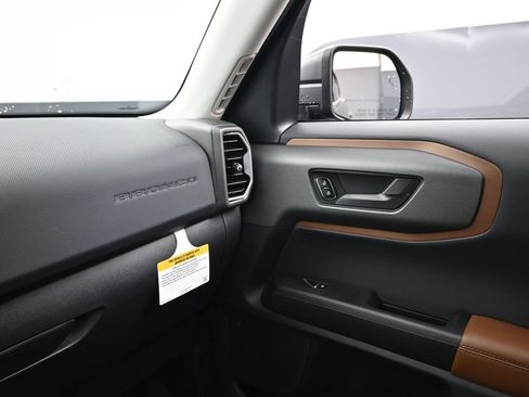 New 2025 Ford Bronco Sport Outer Banks w/ Sasquatch Outer Banks Package AWD/4WD image 11
