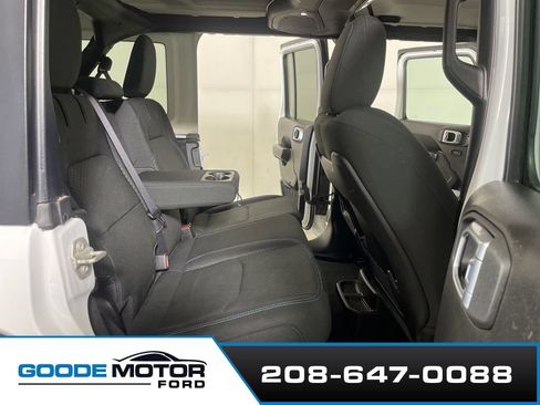 Used 2024 Jeep Wrangler Unlimited Rubicon 4xe AWD/4WD image 22