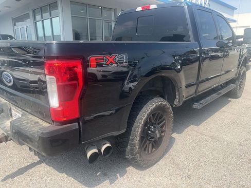 Used 2019 Ford F250 Lariat w/ Lariat Ultimate Package AWD/4WD image 5
