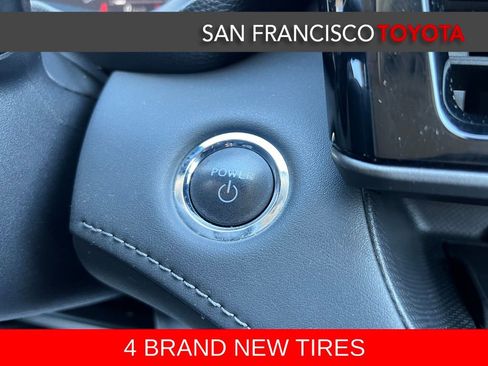 Used 2023 Toyota Highlander Limited image 27