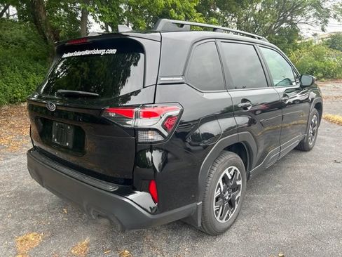 Used 2026 Subaru Forester Premium AWD/4WD image 4