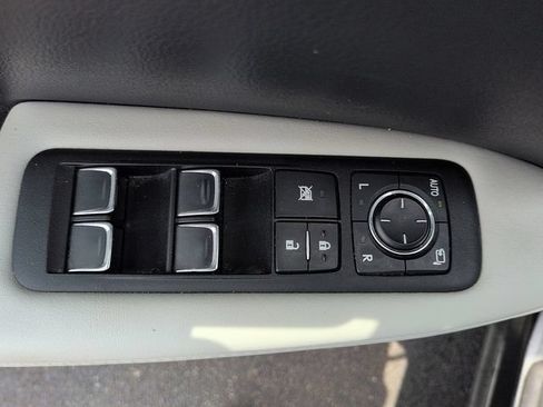 Used 2022 Lexus RX 350 AWD w/ Premium Package image 18