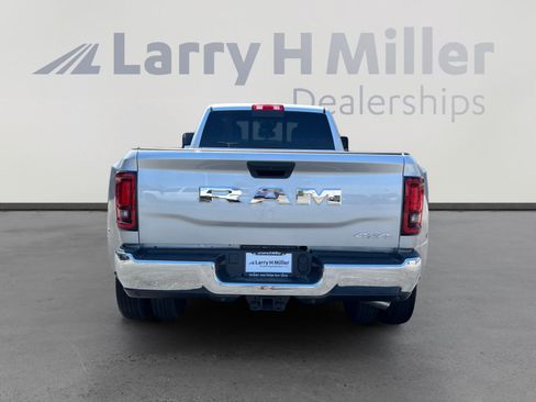 New 2026 RAM 3500 Tradesman AWD/4WD image 4