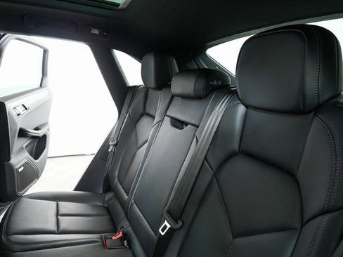 New 2026 Porsche Macan Turbo image 23
