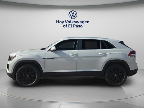 New 2026 Volkswagen Atlas Cross Sport SE FWD image 5
