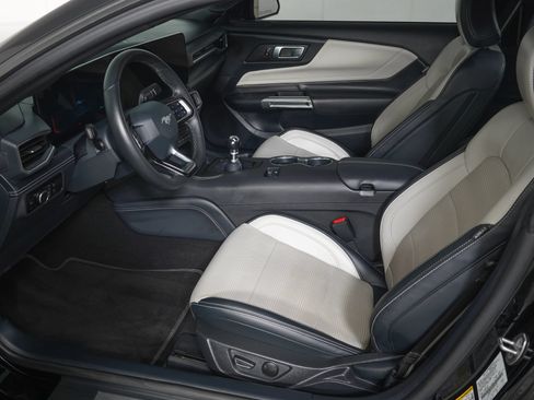 Used 2024 Ford Mustang GT Premium RWD image 11