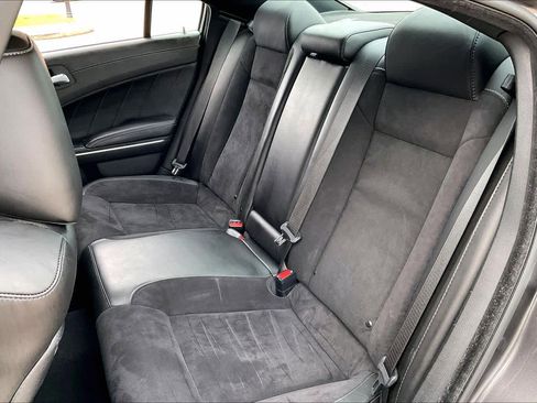 Used 2021 Dodge Charger Scat Pack w/ Plus Group RWD image 18