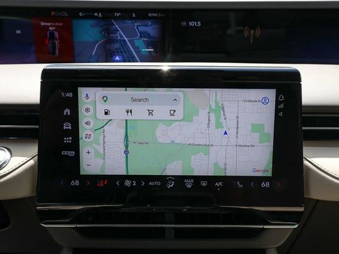Certified 2025 Lincoln Nautilus Reserve AWD/4WD image 17