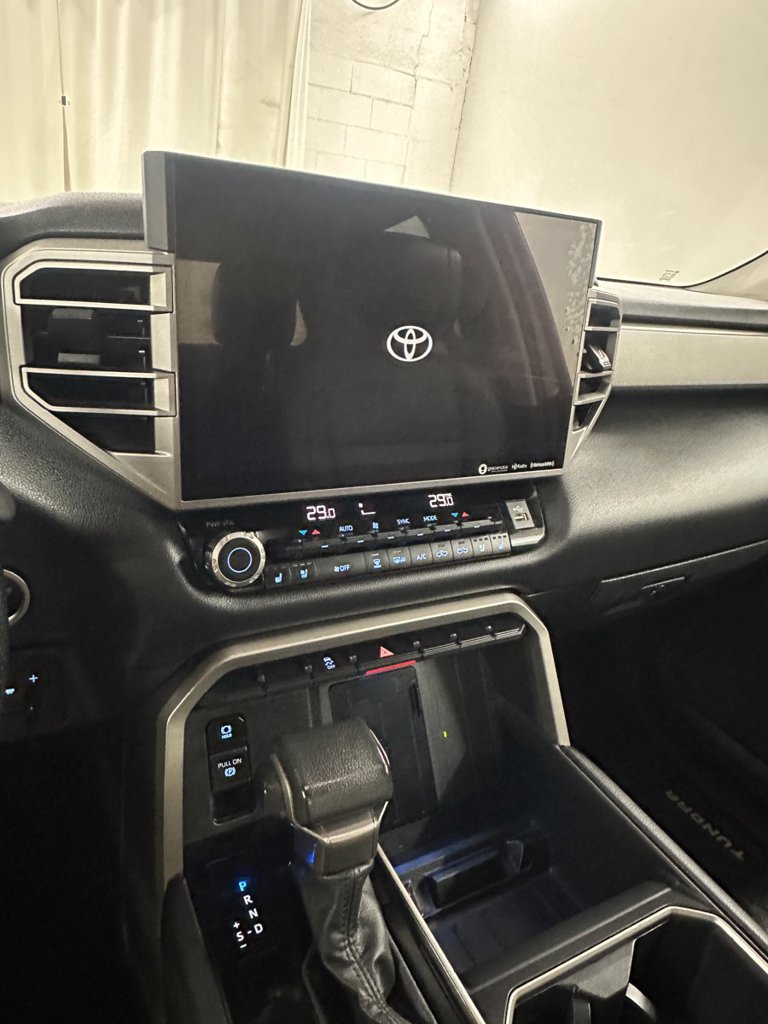 Used 2022 Toyota Tundra Limited AWD/4WD image 18