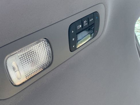 Used 2019 Honda Odyssey EX-L image 24