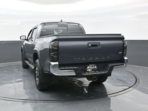 Used 2021 Toyota Tacoma TRD Off-Road AWD/4WD image 5
