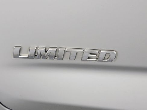 Used 2008 Toyota RAV4 Limited image 10