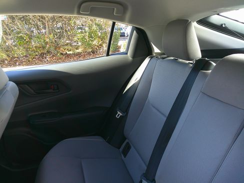 Used 2023 Toyota Prius LE image 29