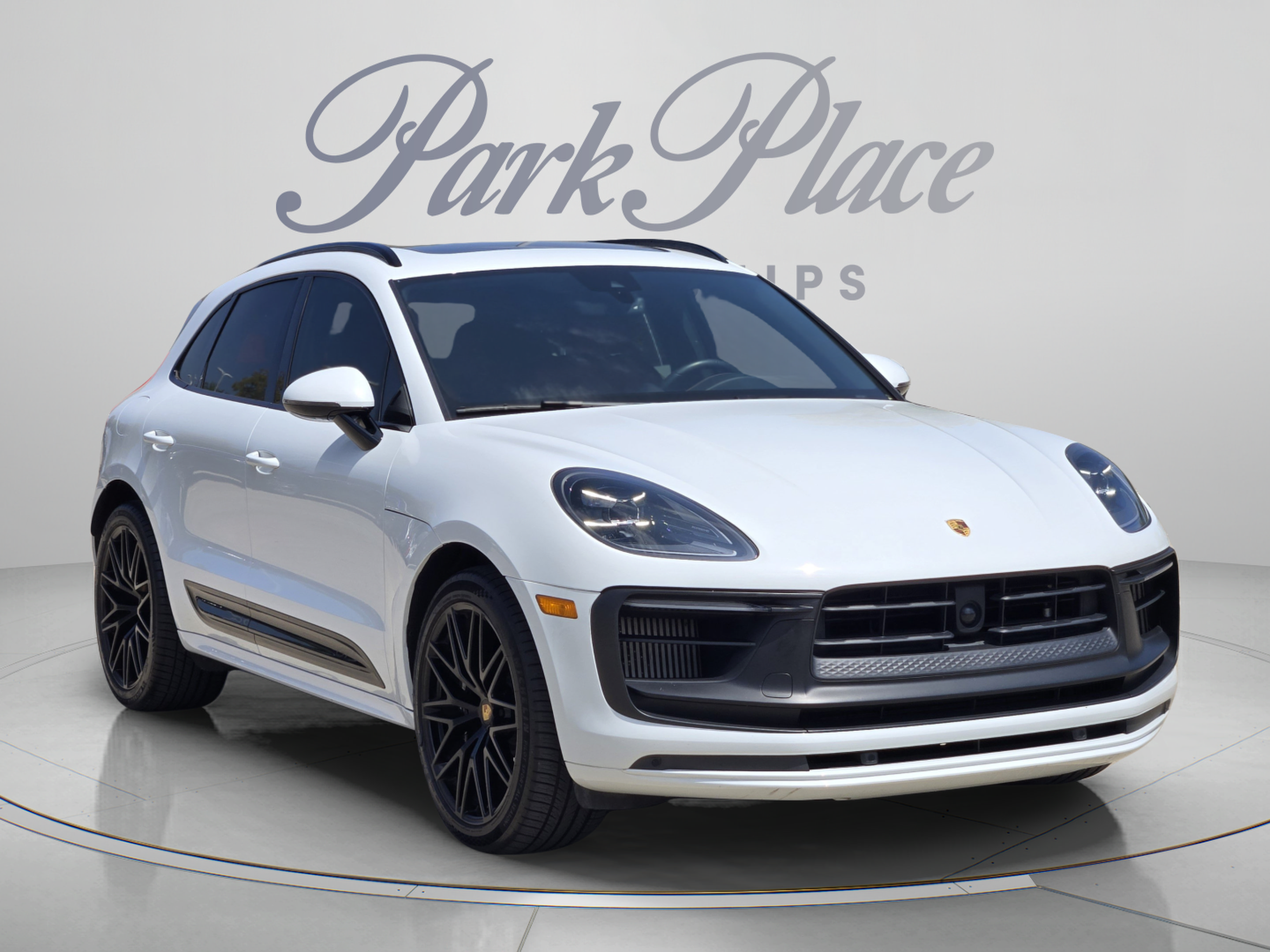Used 2022 Porsche Macan GTS AWD/4WD image 6