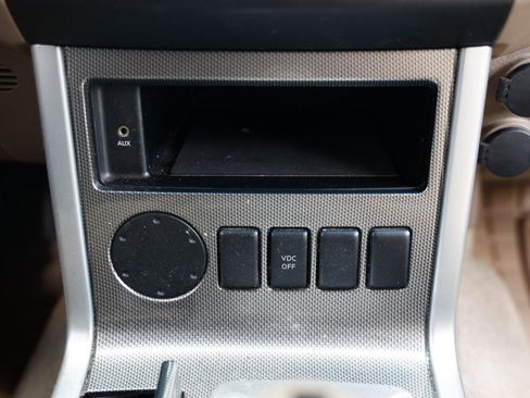 Used 2008 Nissan Pathfinder SE RWD image 28