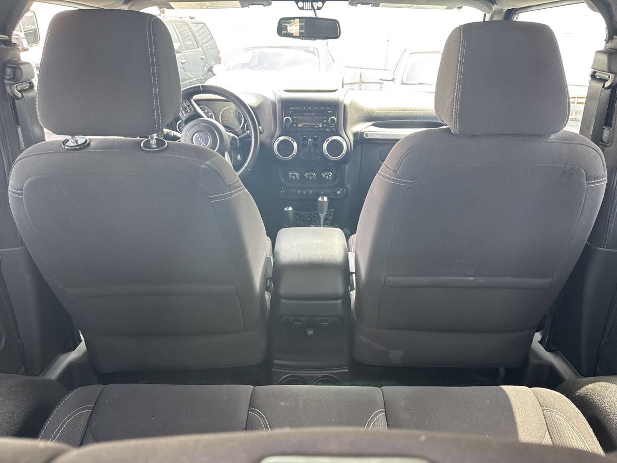 Used 2014 Jeep Wrangler Rubicon w/ Power Convenience Group AWD/4WD image 19