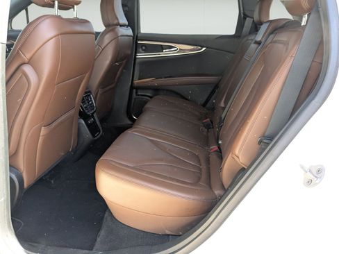 Certified 2023 Lincoln Nautilus Reserve w/ Luxury Package FWD image 20