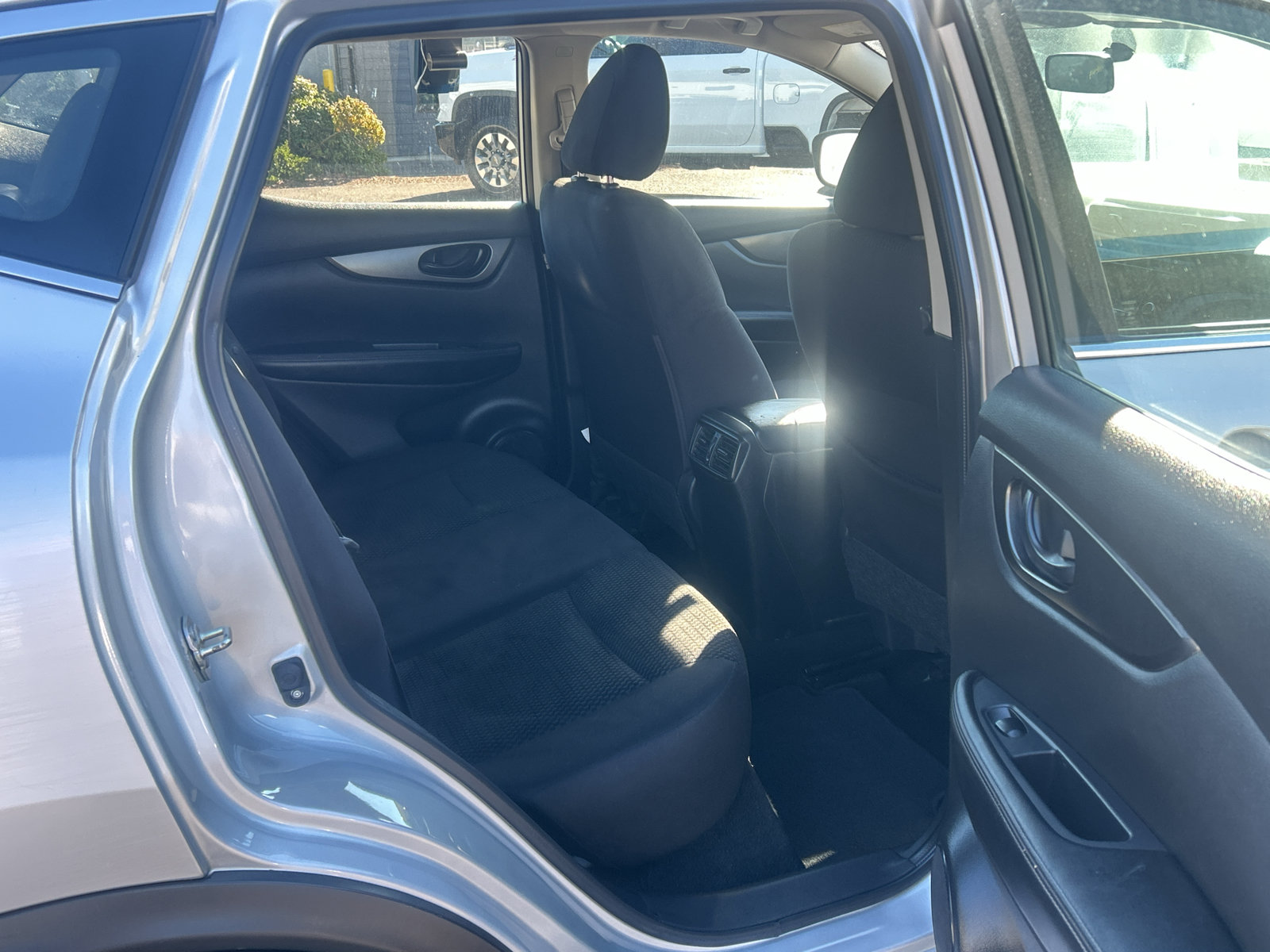 Used 2019 Nissan Rogue Sport S FWD image 25
