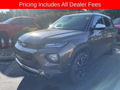 Used 2021 Chevrolet TrailBlazer ACTIV w/ Sun and Liftgate Package AWD/4WD image 1