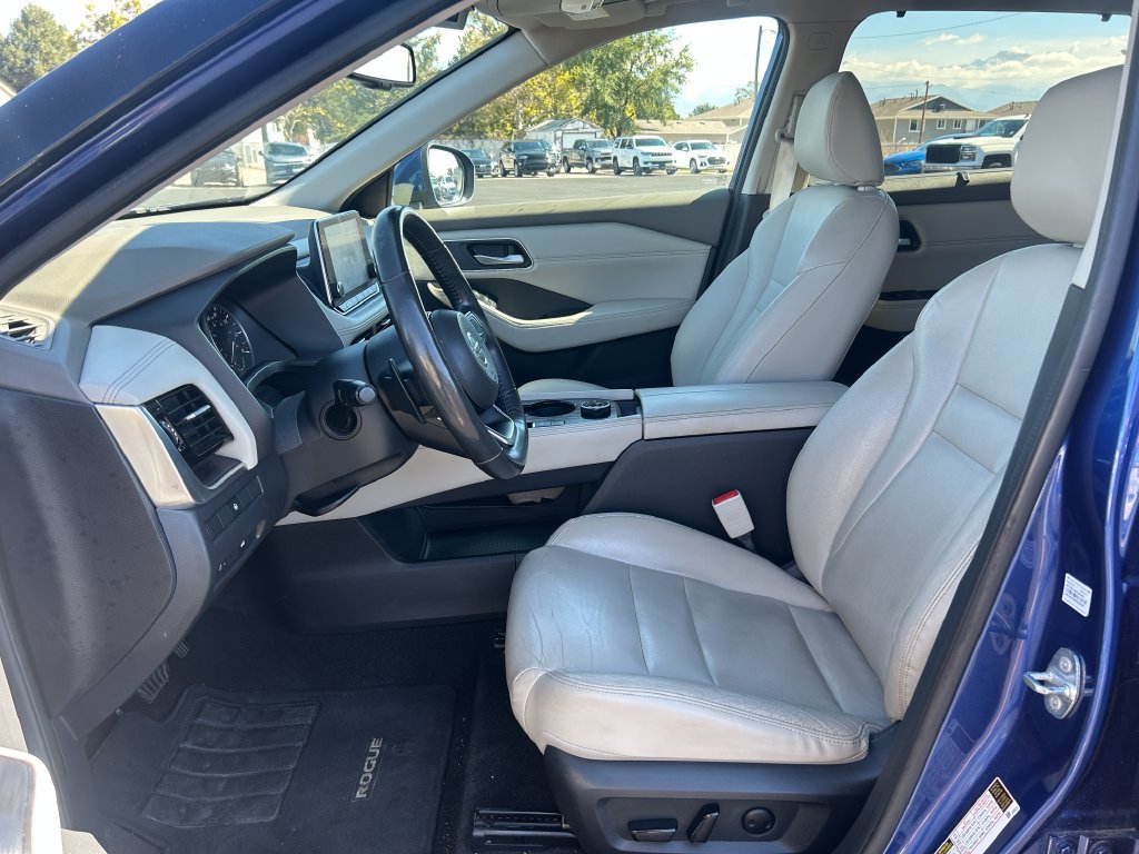 Used 2021 Nissan Rogue SL AWD/4WD image 26