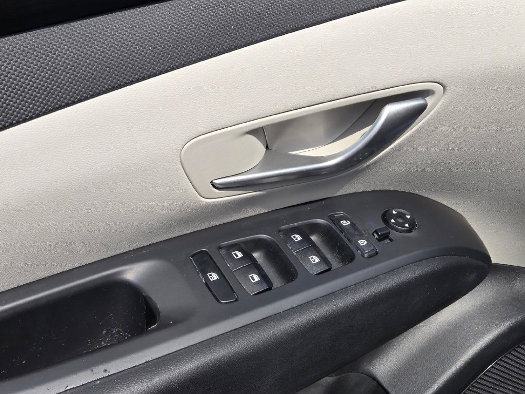 Certified 2022 Hyundai Tucson SEL AWD/4WD image 14