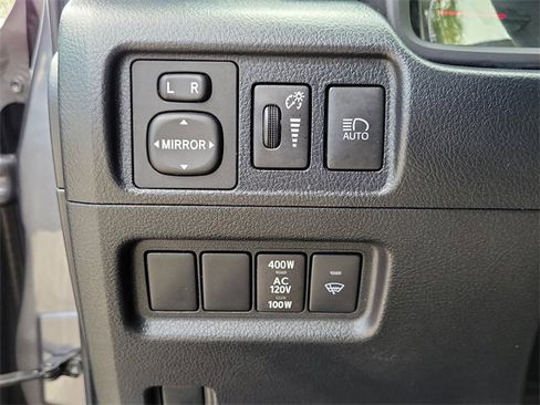 Used 2022 Toyota 4Runner SR5 image 14