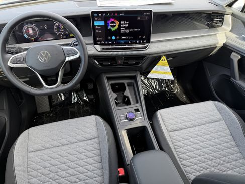 New 2026 Volkswagen Tiguan S image 12