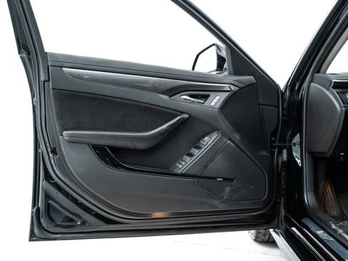 Used 2010 Cadillac CTS V image 15