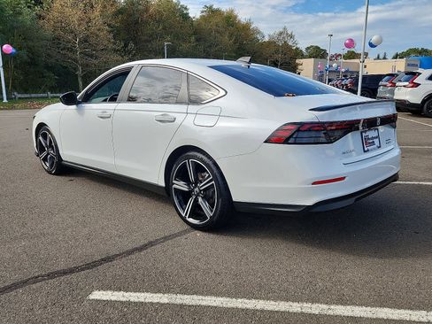 Used 2023 Honda Accord Sport image 7