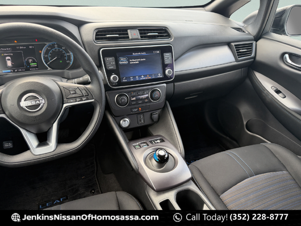Certified 2025 Nissan Leaf S FWD image 27