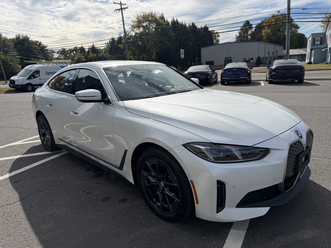 Used 2025 BMW i4 xDrive40i w/ Premium Package AWD/4WD image 4