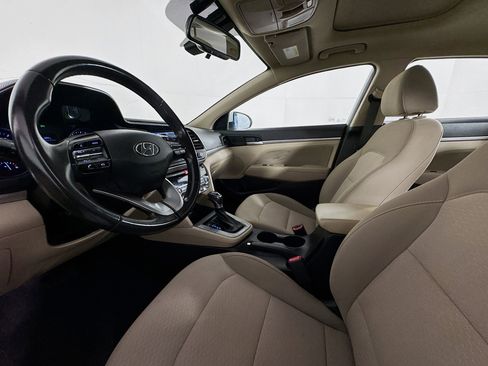 Used 2019 Hyundai Elantra Value Edition FWD image 21
