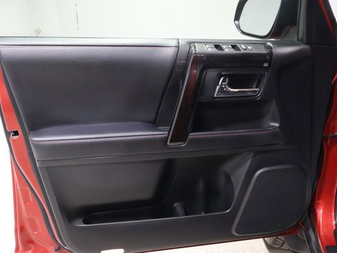 Used 2022 Toyota 4Runner TRD Off-Road Premium image 13