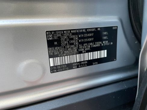 Used 2025 Toyota RAV4 LE image 29