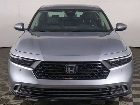 Used 2023 Honda Accord Touring image 12