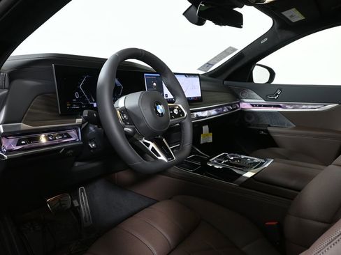 New 2026 BMW 760i xDrive w/ Executive Package AWD/4WD image 15