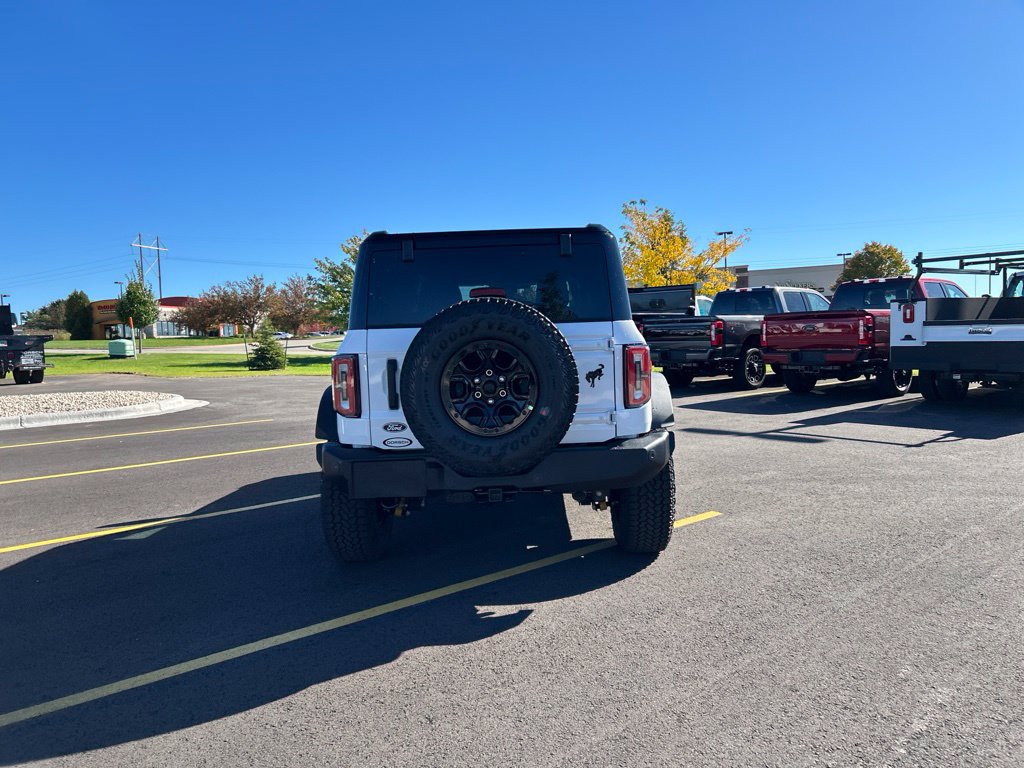 New 2026 Ford Bronco Outer Banks w/ Sasquatch Package AWD/4WD image 7